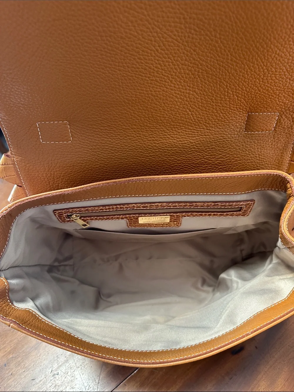 Iacucci Crossbody Satchel